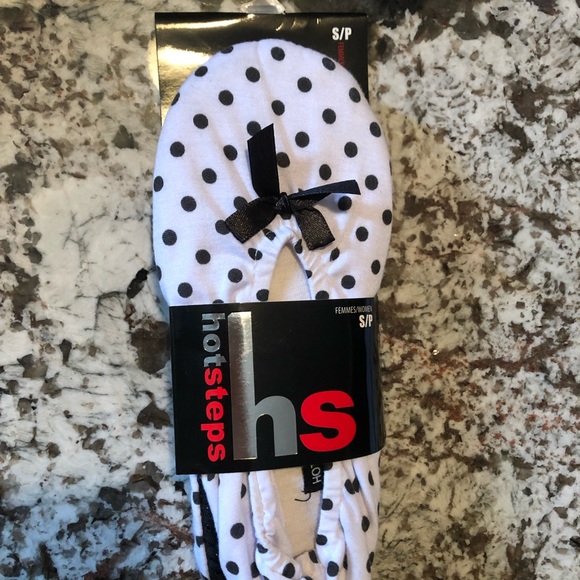 Hot Steps Ballet Slippers BNWT - Picture 1 of 2